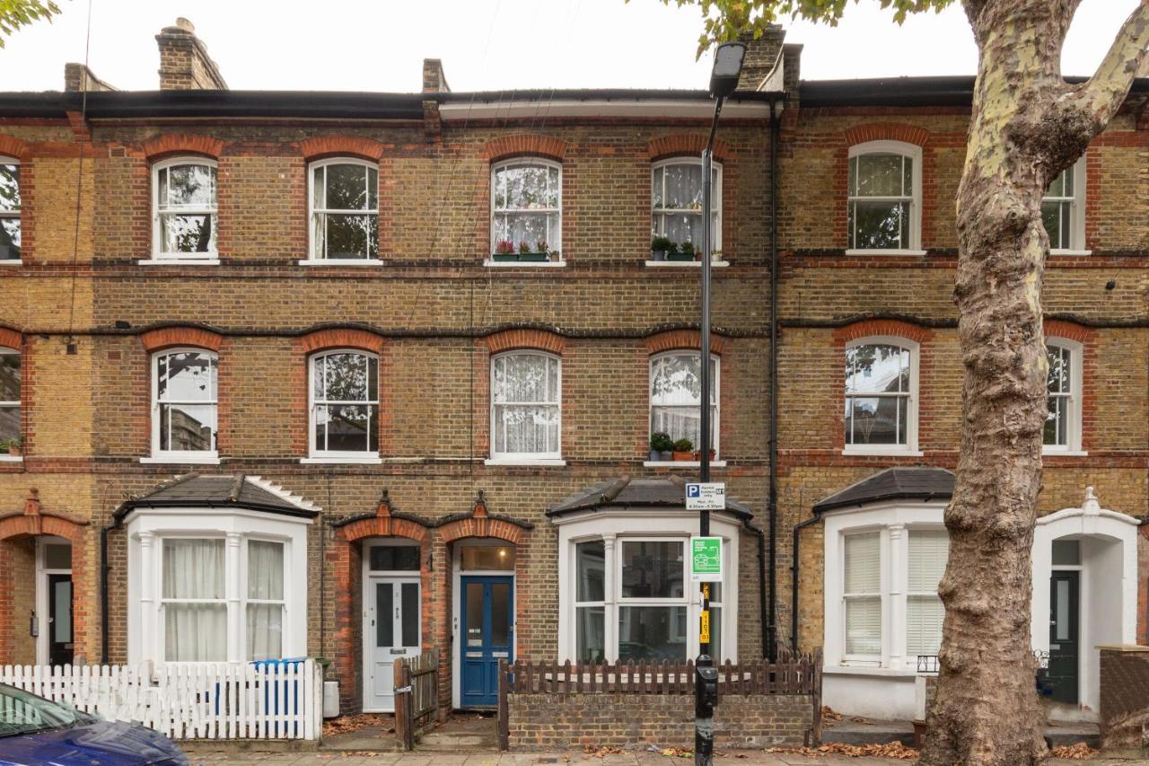 Apartament Charming 1 Bed Flat W Courtyard In Londra